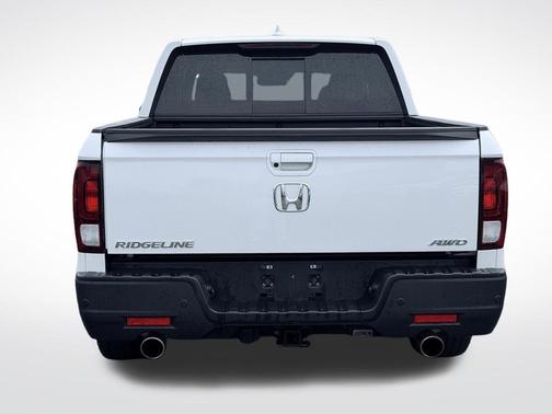 Platinum White Pearl 2023 Honda Ridgeline RTL-E