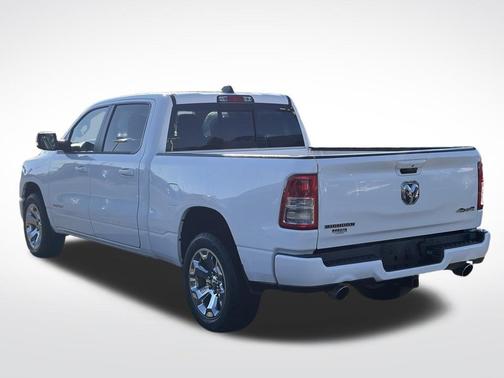Bright White Clearcoat 2024 RAM 1500 Big Horn/Lone Star