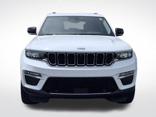 Bright White Clearcoat 2023 Jeep Grand Cherokee Limited
