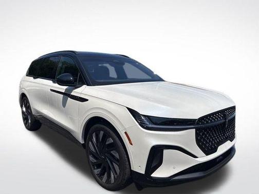 2024 Lincoln Nautilus Reserve