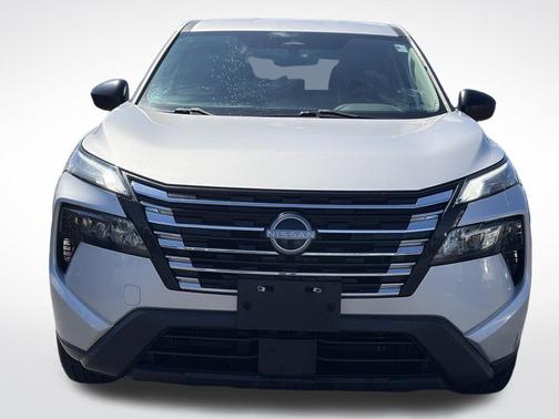Brilliant Silver Metallic 2024 Nissan Rogue S