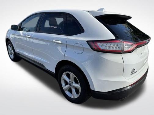 2018 Ford Edge SE