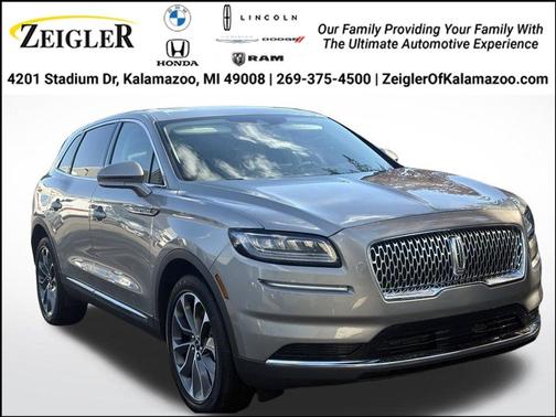 Infinite Black Metallic 2023 Lincoln Nautilus Reserve