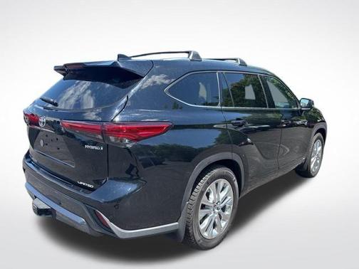 2023 Toyota Highlander Hybrid Limited