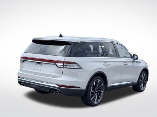 Pearl Metallic 2024 Lincoln Aviator Reserve AWD