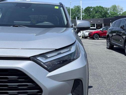 Silver Sky Metallic 2022 Toyota RAV4 Hybrid XLE