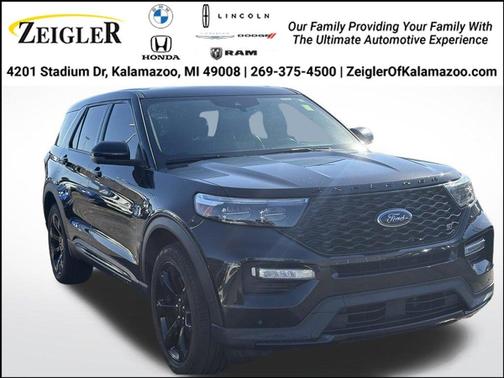 Black Metallic 2021 Ford Explorer ST