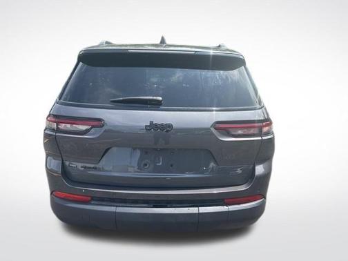 2022 Jeep Grand Cherokee L Laredo