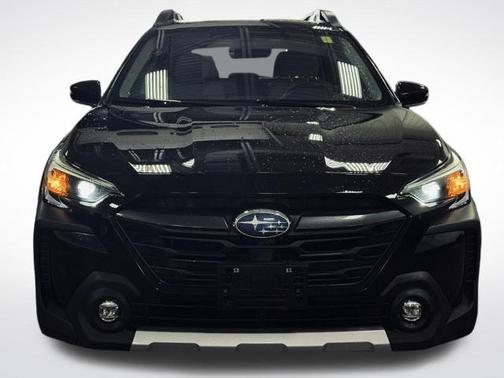 Crystal Black Silica 2024 Subaru Outback Limited
