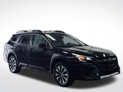 Crystal Black Silica 2024 Subaru Outback Limited