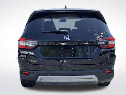 Crystal Black Pearl 2025 Honda Pilot EX-L