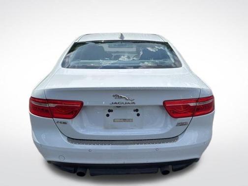 2017 Jaguar XE 35t First Edition