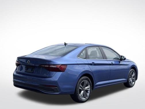 Rising Blue Metallic 2024 Volkswagen Jetta 1.5T SE