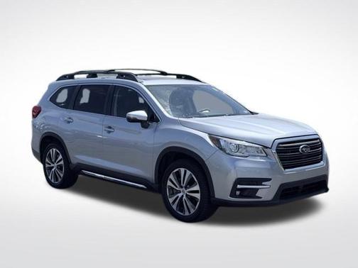 Ice Silver Metallic 2020 Subaru Ascent Limited 7-Passenger