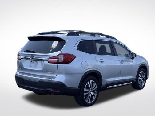 Ice Silver Metallic 2020 Subaru Ascent Limited 7-Passenger