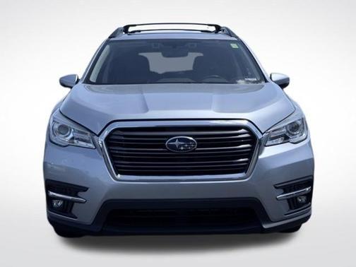Ice Silver Metallic 2020 Subaru Ascent Limited 7-Passenger