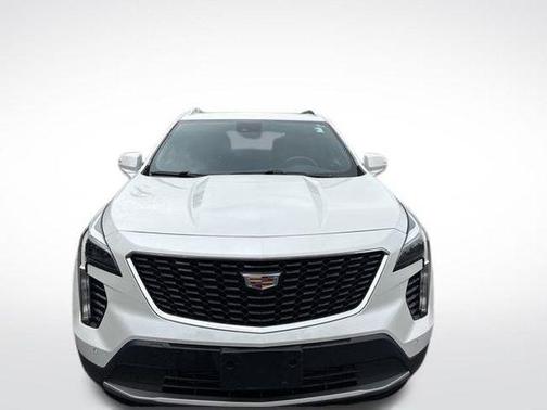 2022 Cadillac XT4 Premium Luxury