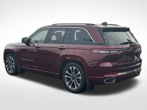 2022 Jeep Grand Cherokee Overland