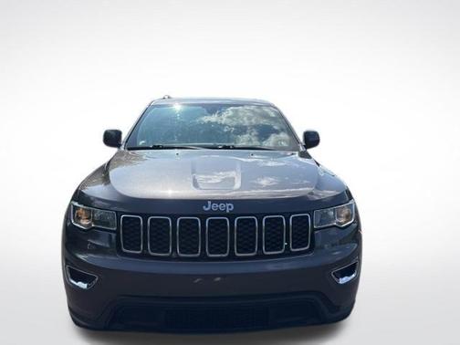 2019 Jeep Grand Cherokee Laredo E
