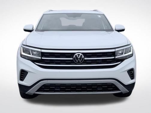 Pure White 2023 Volkswagen Atlas Cross Sport 3.6L V6 SE w/Technology
