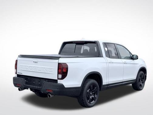 Platinum White Pearl 2025 Honda Ridgeline Black Edition