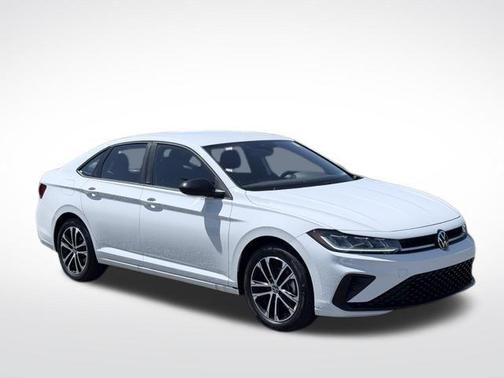 Pure White 2025 Volkswagen Jetta 1.5T Sport