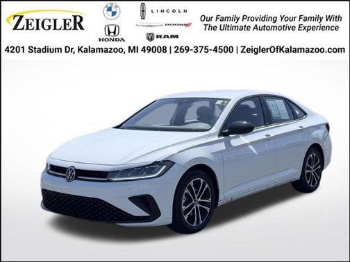 Pure White 2025 Volkswagen Jetta 1.5T Sport