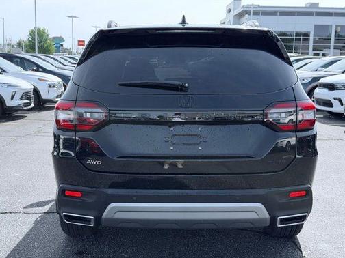 Crystal Black Pearl 2024 Honda Pilot Elite