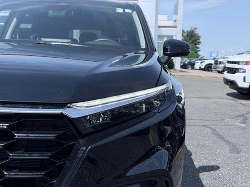 Crystal Black Pearl 2024 Honda CR-V EX