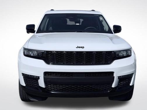 Bright White Clearcoat 2023 Jeep Grand Cherokee L Limited