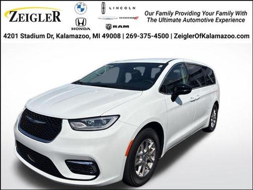 2024 Chrysler Pacifica Touring-L