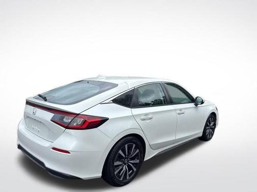 2022 Honda Civic EX-L