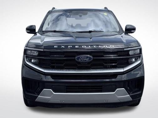 Agate Black Metallic 2025 Ford Expedition Platinum