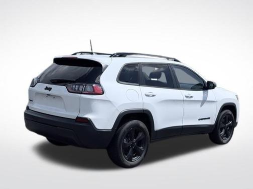 Bright White Clearcoat 2023 Jeep Cherokee Altitude Lux