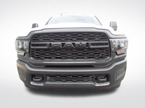 Bright White Clearcoat 2023 RAM 3500 Tradesman