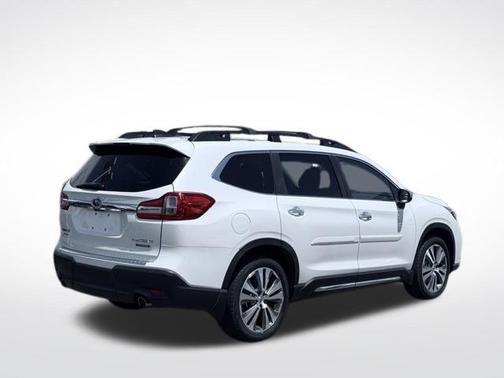 Crystal White Pearl 2020 Subaru Ascent Touring 7-Passenger