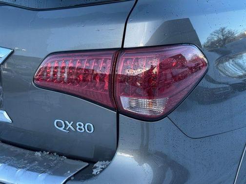 2016 INFINITI QX80 Base