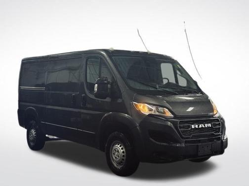 2025 RAM ProMaster 1500 Low Roof