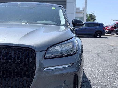 Metallic 2024 Lincoln Corsair Premiere