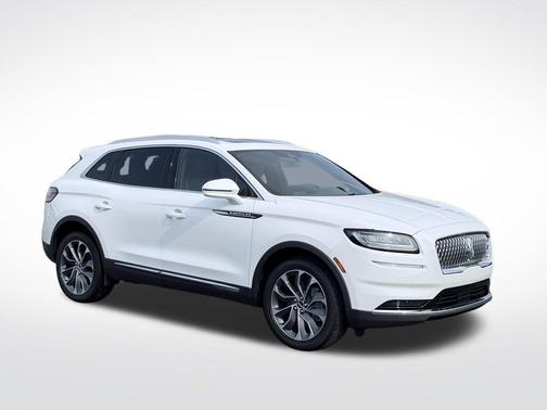 White Metallic 2023 Lincoln Nautilus Reserve
