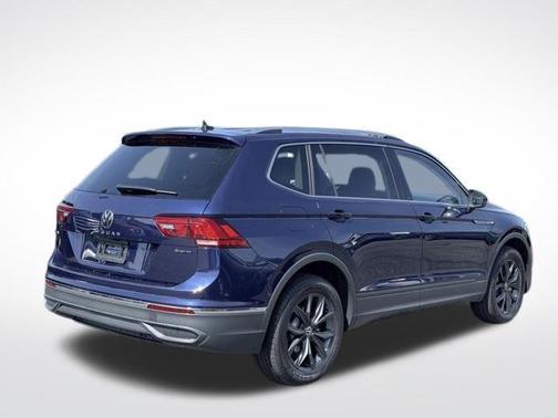 Atlantic Blue 2024 Volkswagen Tiguan 2.0T SE