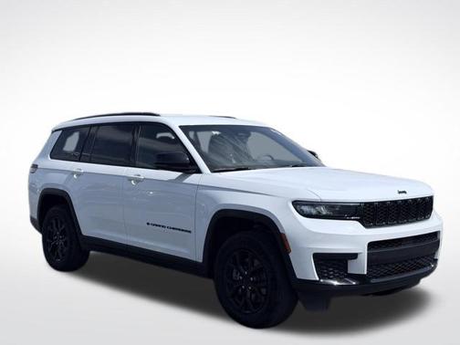 Bright White Clearcoat 2024 Jeep Grand Cherokee L Laredo