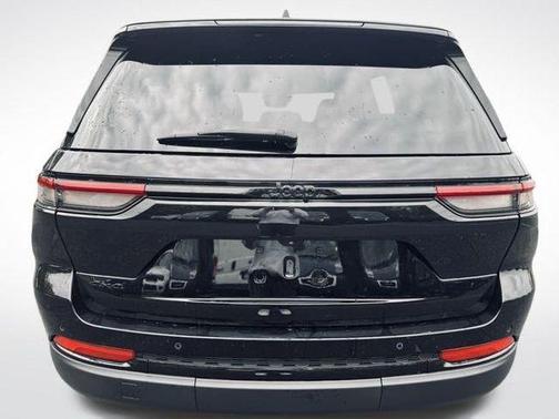 2022 Jeep Grand Cherokee Altitude