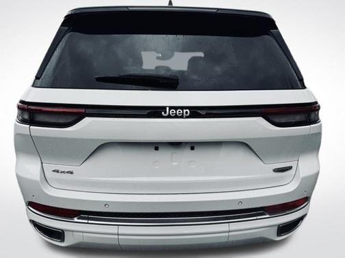 2025 Jeep Grand Cherokee Summit