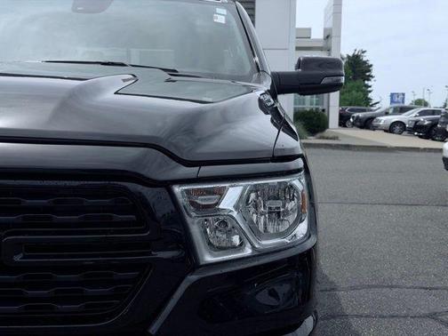 Diamond Black 2024 RAM 1500 Big Horn/Lone Star