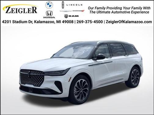 White Platinum Clearcoat Metallic 2024 Lincoln Nautilus Reserve