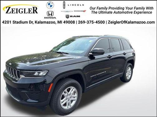 2022 Jeep Grand Cherokee Laredo