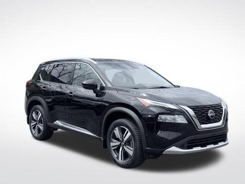 Black 2023 Nissan Rogue Platinum