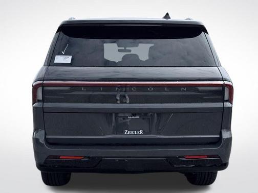 Metallic 2026 Lincoln Navigator Black Label
