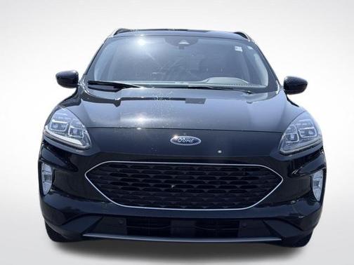 Black Metallic 2022 Ford Escape Titanium Hybrid